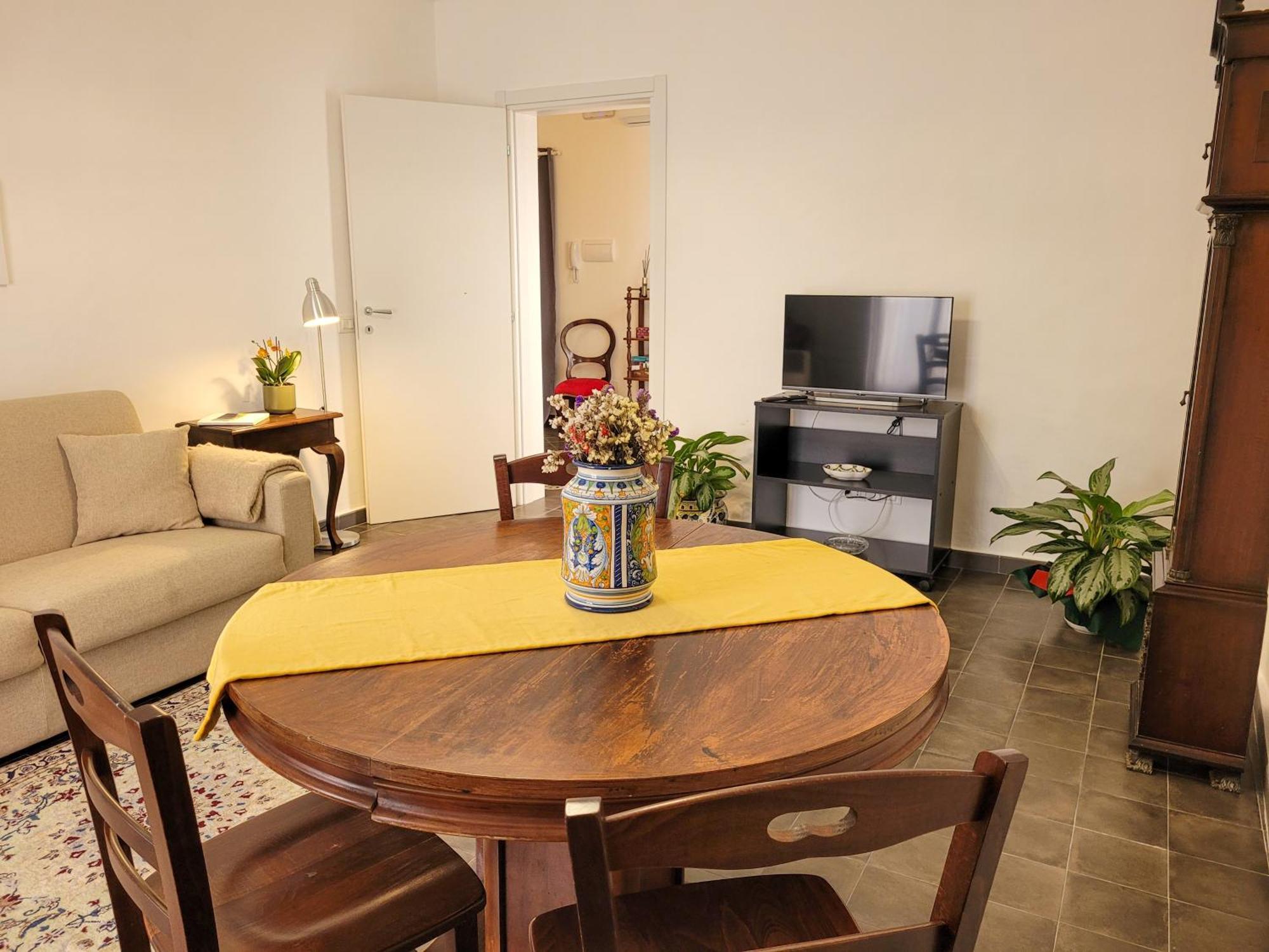 B&B Loft Famiglia Arezzo Ραγκούσα Εξωτερικό φωτογραφία